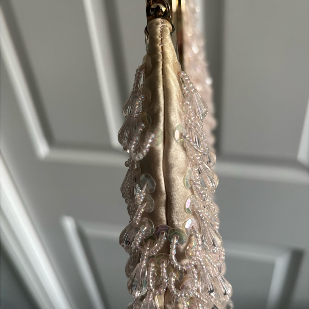 Banana Republic Elegant Pale Pink Beaded Silk Evening Bag - Picture 10 of 16